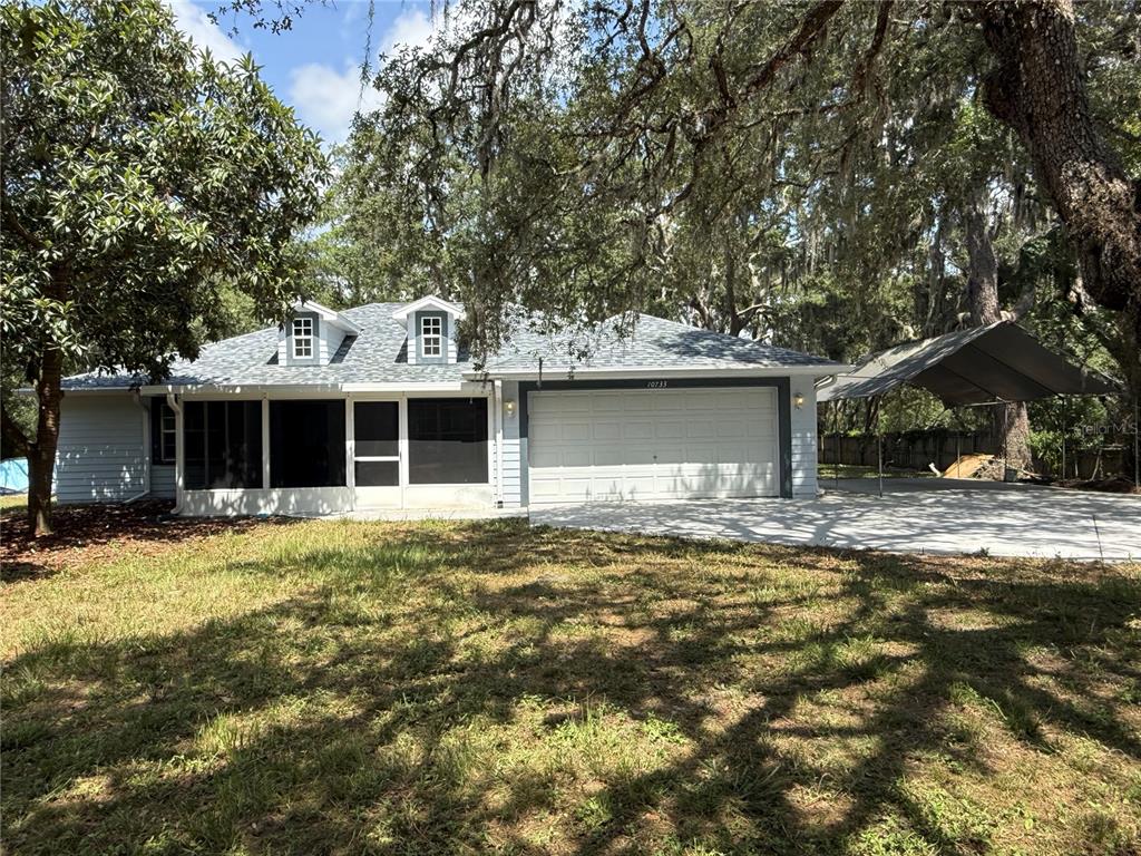 10733 Oak Dr